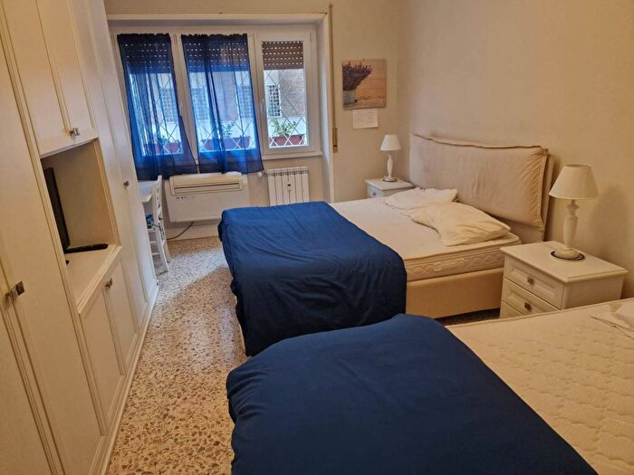 Appartamento bilocale in affitto in Via Santa Bernadette, Baldo degli Ubaldi, Roma