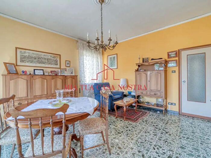 Casa quadrilocale in vendita in Via Giovanni Pascoli, Padova