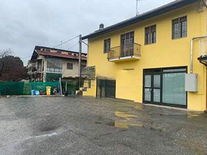 Appartamento bilocale in affitto in Via Lanzo, Centro, Ciriè