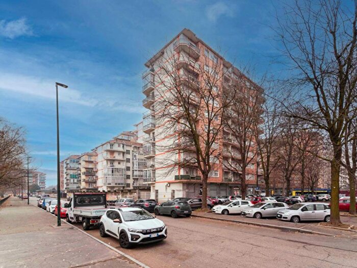 Appartamento bilocale in affitto in Piazza Teresa Confalonieri, Lingotto, Torino