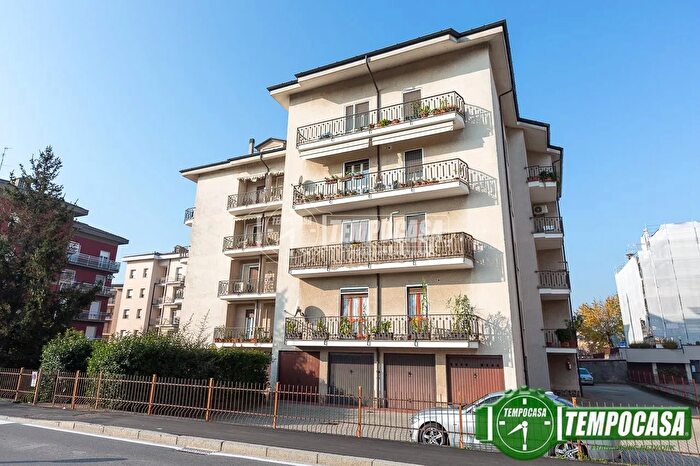 Appartamento trilocale in vendita in Via Paolo Viviani, Crema