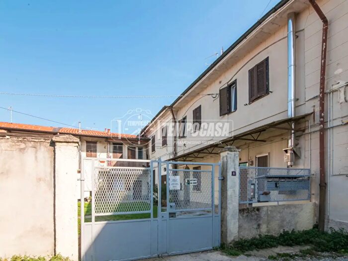 Appartamento bilocale in vendita in Via Valassina, Paderno Dugnano