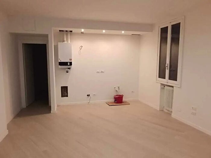 Appartamento bilocale in affitto in Via Santo Stefano, Bologna