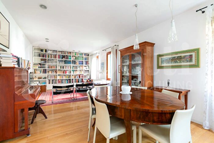 Casa con 5 locali in vendita in Via Roma, Mogliano Veneto