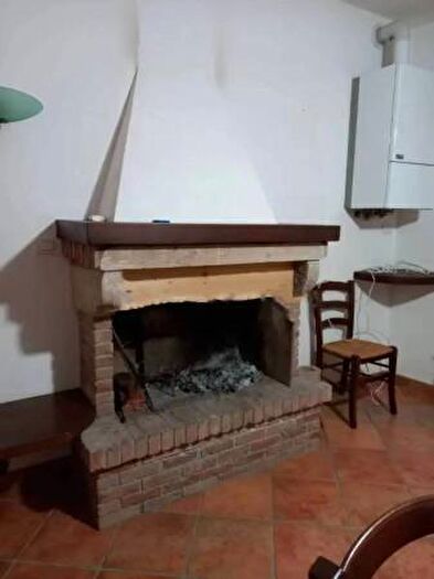 Appartamento trilocale in vendita in Via Calvario, Montefalcone Nel Sannio