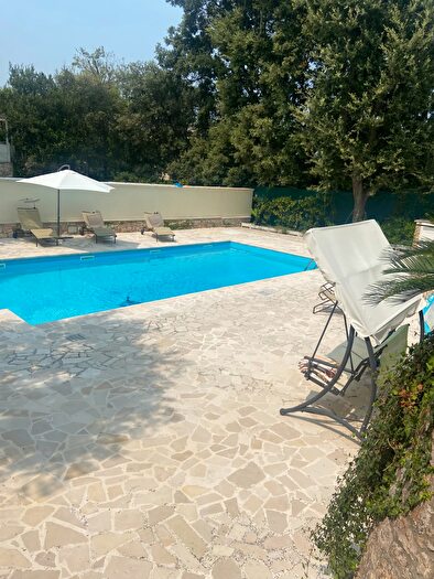 Casa con 9 locali in vendita in Viale del Buco, Fasano