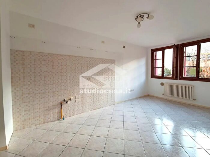 Appartamento bilocale in vendita in Via Carbiol, Mori