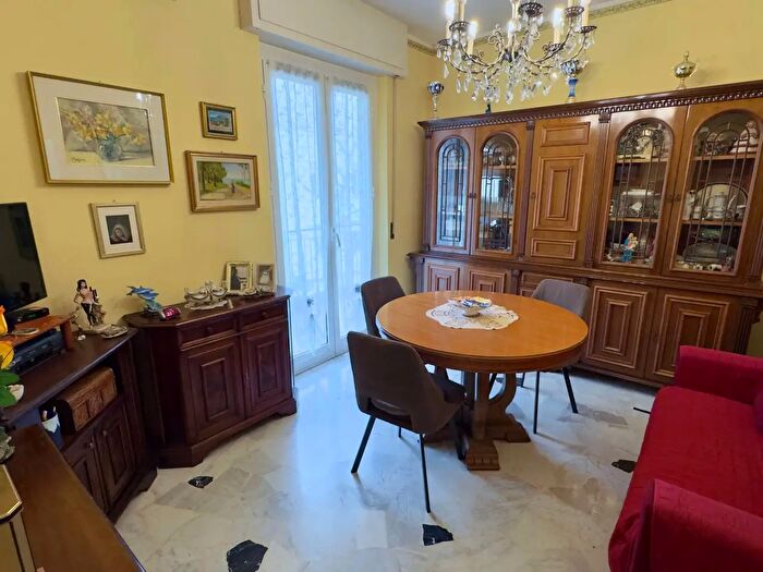 Appartamento quadrilocale in vendita in Via Cagliari, Borghetto Santo Spirito