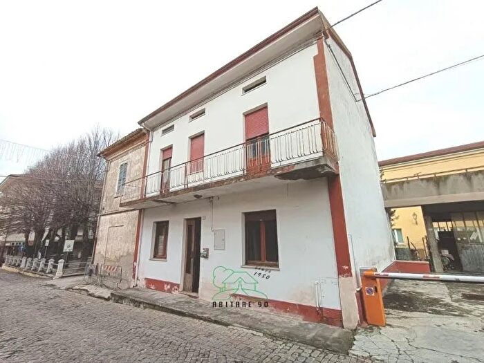 Casa trilocale in vendita in Via Roma Vallefoglia, Vallefoglia