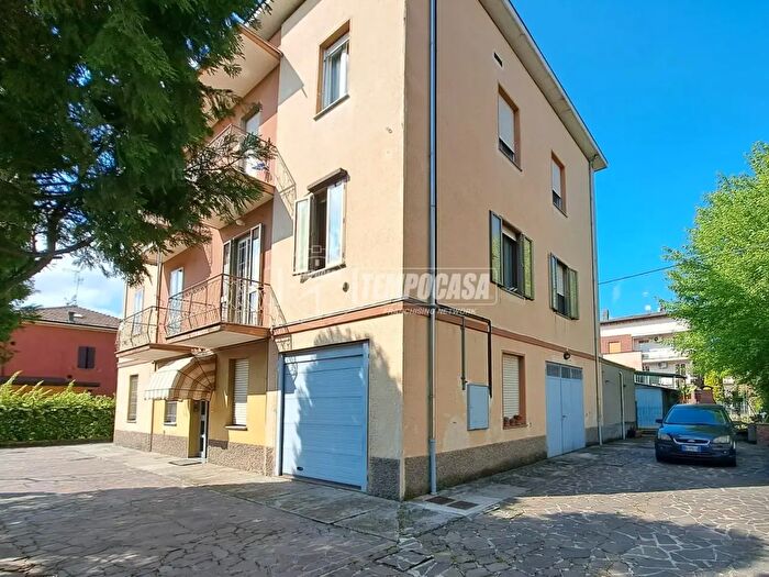 Appartamento trilocale in vendita in Modena