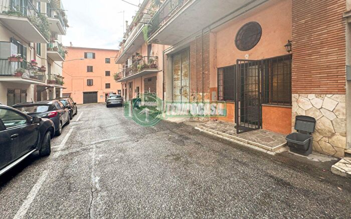 Appartamento bilocale in vendita in Via Nicola Catena, Trevignano Romano