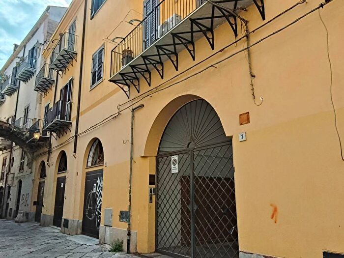Appartamento bilocale in affitto in Via Principe di Resuttana, Kalsa, Palermo