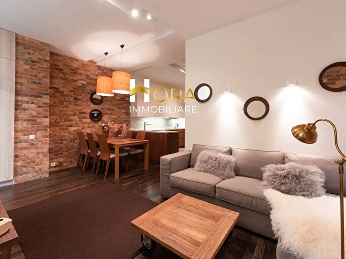 Appartamento bilocale in vendita in Via del Ponte allAsse, Firenze