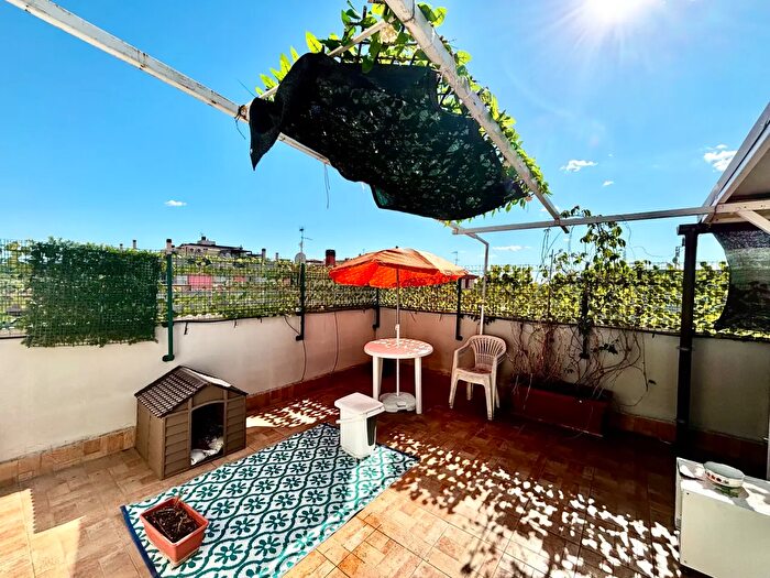 Appartamento bilocale in vendita in Via delle Gardenie, Tivoli