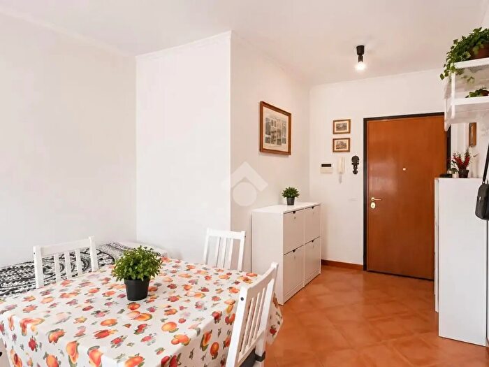 Appartamento bilocale in vendita in Via Erminio Macario, Roma