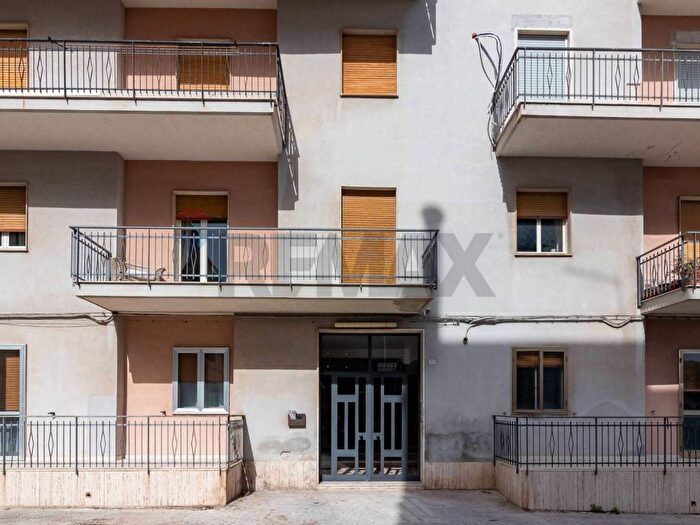 Appartamento con 5 locali in affitto in Via Santa Panagia, Santa Panagia Teracati, Siracusa