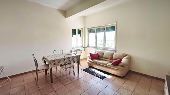 Appartamento trilocale in affitto in Europa, Catanzaro