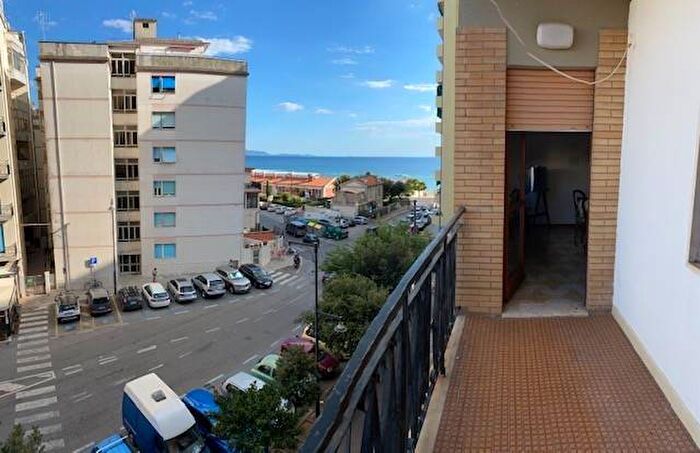 Appartamento quadrilocale in affitto in Via Dante, Centro, Follonica