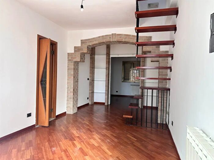 Appartamento trilocale in vendita in Messina