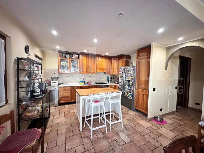 Casa quadrilocale in vendita in Via Cascina Avalle Snc, Albavilla