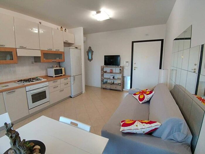Appartamento bilocale in affitto in Via Giosuè Carducci, Granarolo dell'Emilia