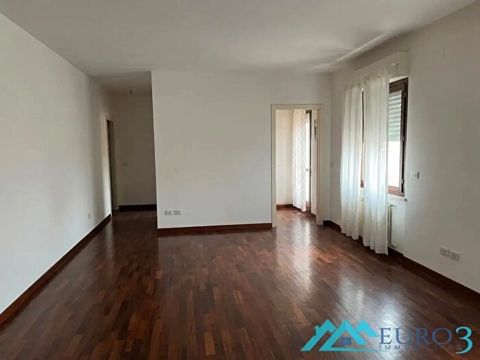 Appartamento con 5 locali in affitto in Ascoli Piceno