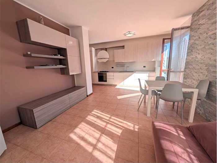 Appartamento monolocale in affitto in via Giacomo Matteotti, Gessate