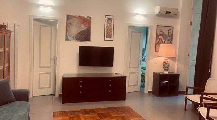 Appartamento monolocale in affitto in Piazza Nicola Amore, Centro Storico, Napoli