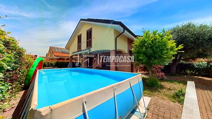 Casa con 6 locali in vendita in Via Giacomo Matteotti, San Maurizio Canavese