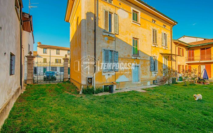 Casa quadrilocale in vendita in Corso della Repubblica, Ferrera Erbognone