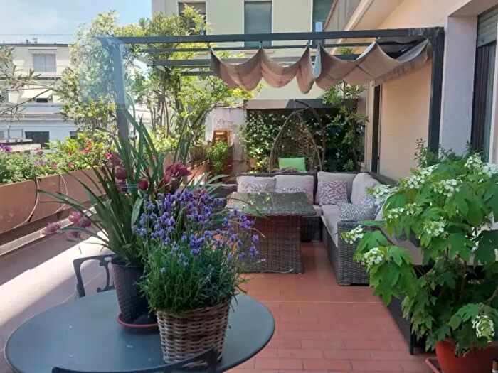 Appartamento trilocale in affitto in Via Santa Tecla, Milano