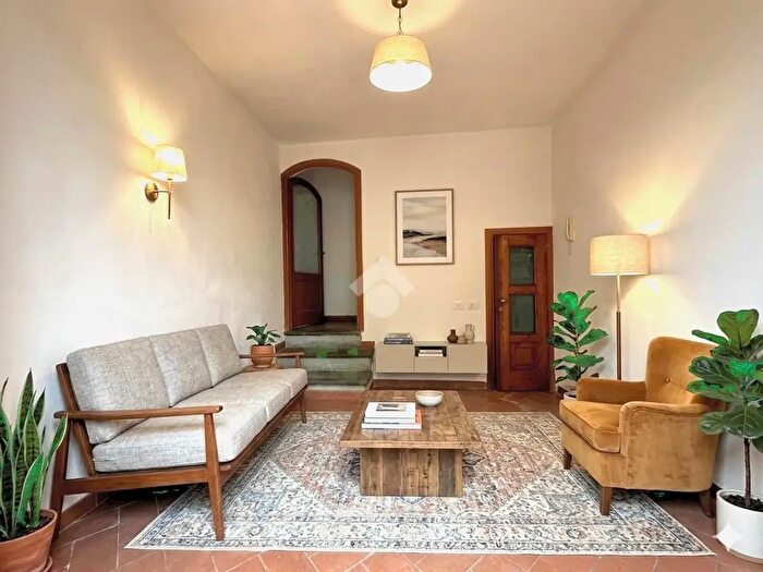 Casa con 5 locali in vendita in Via Girone di Mezzo, Pistoia