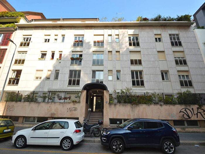 Appartamento bilocale in affitto in Via Trebazio, Sempione, Milano