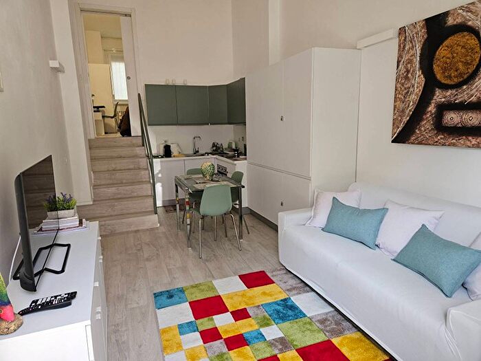 Appartamento bilocale in affitto in Viale Campania, Plebisciti Susa, Milano