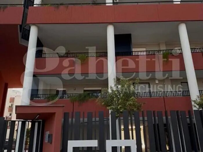 Appartamento trilocale in vendita in Viale Marconi, Barletta