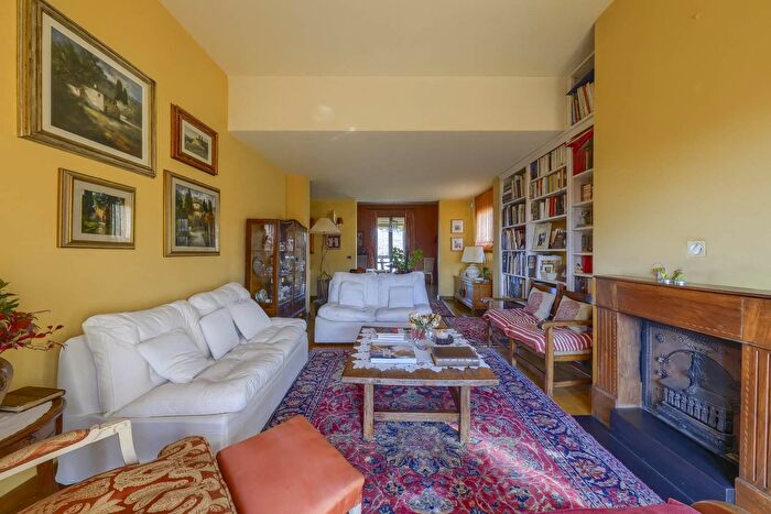 Appartamento con 7 locali in vendita in Via Bolognese, Firenze