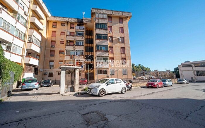 Appartamento quadrilocale in vendita in Via Giuseppe Impastato, Messina