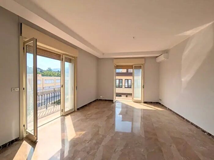 Appartamento con 5 locali in vendita in Via Giuseppe Verdi, Barcellona Pozzo Di Gotto