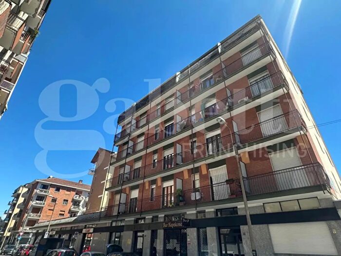 Appartamento trilocale in vendita in Via Don Murialdo, Torino