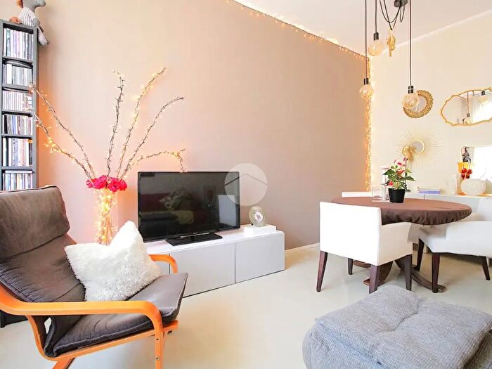 Appartamento bilocale in vendita in Via Flavio Andò, Milano