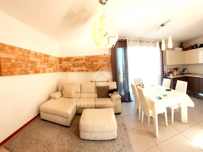 Appartamento quadrilocale in vendita in Via San Martino in Riparotta, Rimini