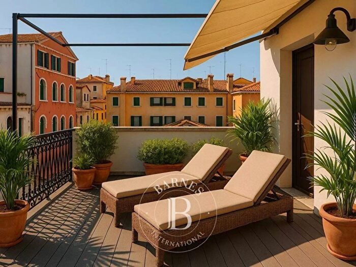 Appartamento quadrilocale in affitto in San Polo, Venezia