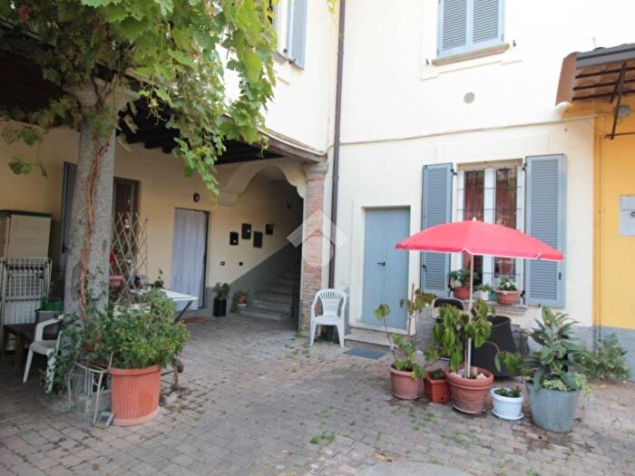 Appartamento bilocale in affitto in Vicolo Croce, Centro, Aicurzio