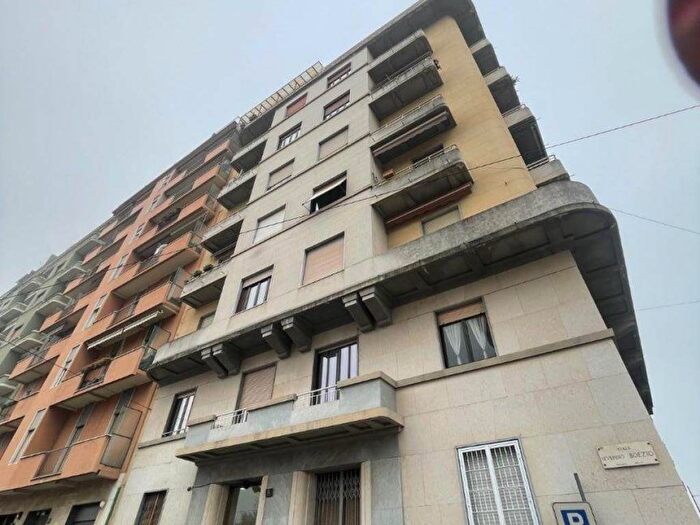 Appartamento bilocale in affitto in Viale Severino Boezio, Sempione, Milano