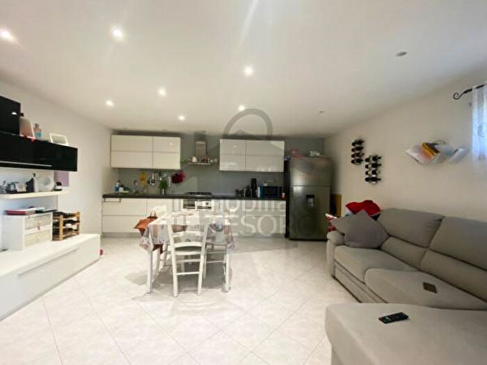 Casa con 5 locali in vendita in Via Consorziale, Rimini