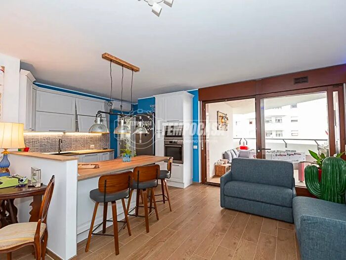 Appartamento in vendita in Via Raimondo Franchetti B, Verona