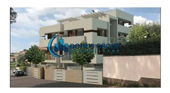 Casa con 5 locali in vendita in Via Beinasco, Roma