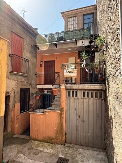 Casa con 5 locali in vendita in Ferentino