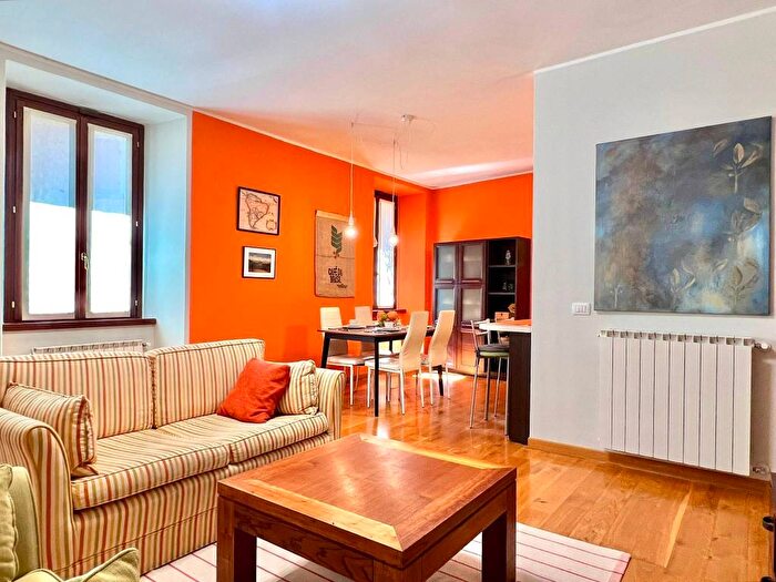 Appartamento trilocale in affitto in Via Castelfidardo, Suna, Verbania