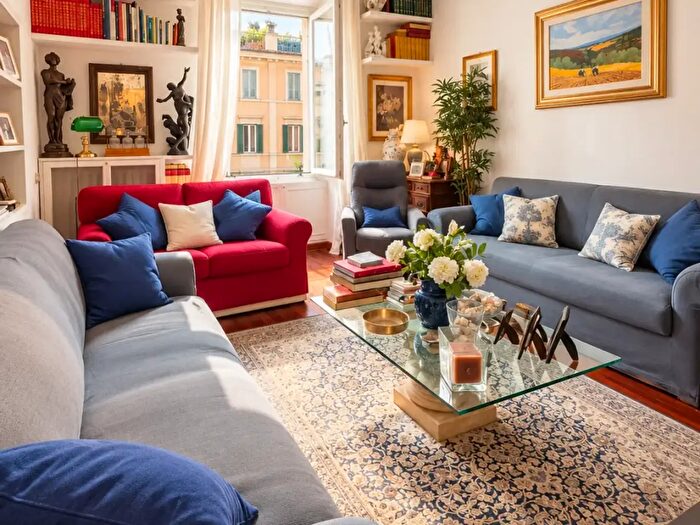 Appartamento trilocale in vendita in Via Angelo Brunetti, Roma
